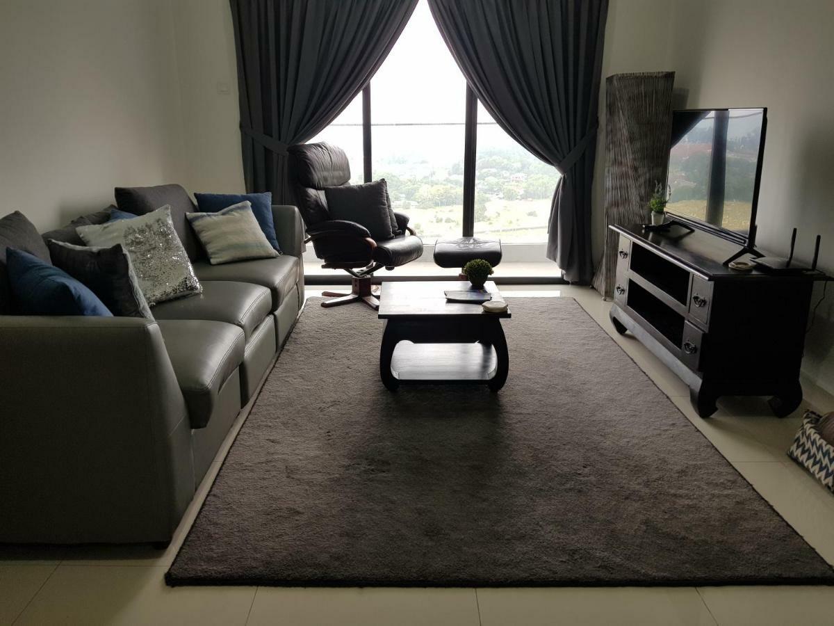 קואלה טרנגאנו The Executive Seaview 1 At Icon Residence מראה חיצוני תמונה