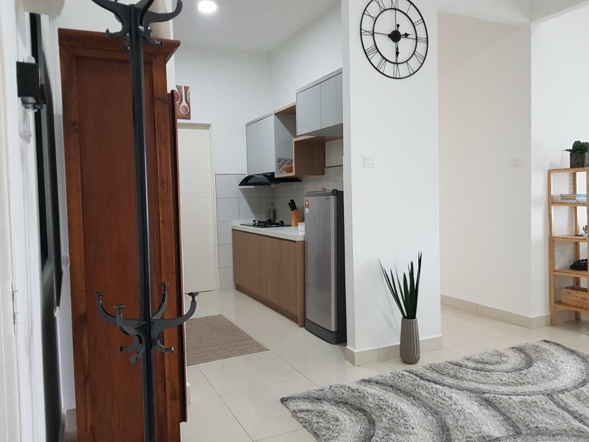 קואלה טרנגאנו The Executive Seaview 1 At Icon Residence מראה חיצוני תמונה