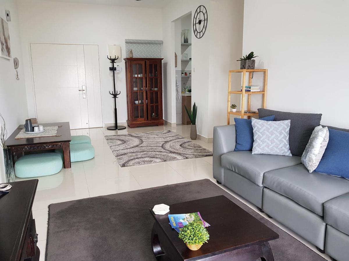 קואלה טרנגאנו The Executive Seaview 1 At Icon Residence מראה חיצוני תמונה